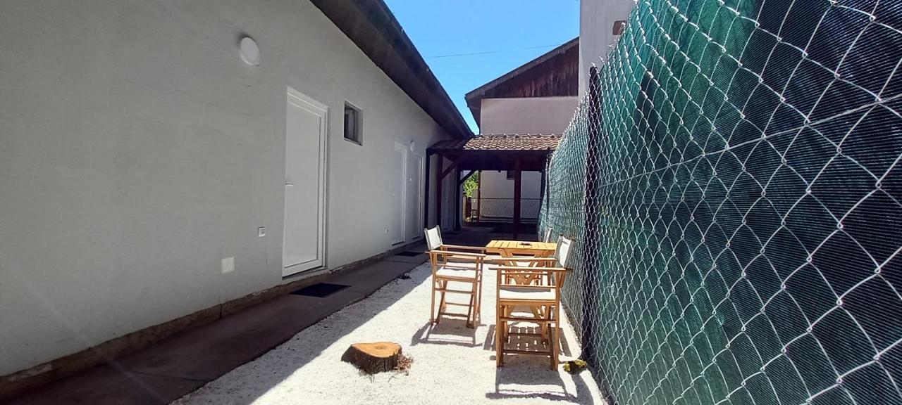 Appartamento Lena! Kladovo Esterno foto
