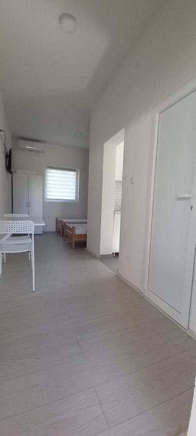 Appartamento Lena! Kladovo Esterno foto
